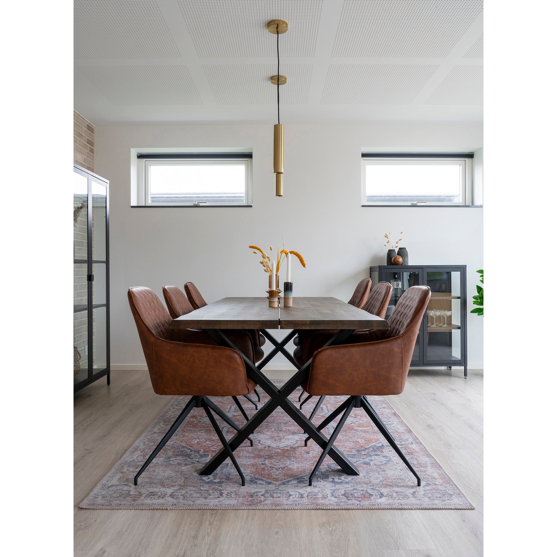 Silla de comedor Harbo con giro - Marrón
