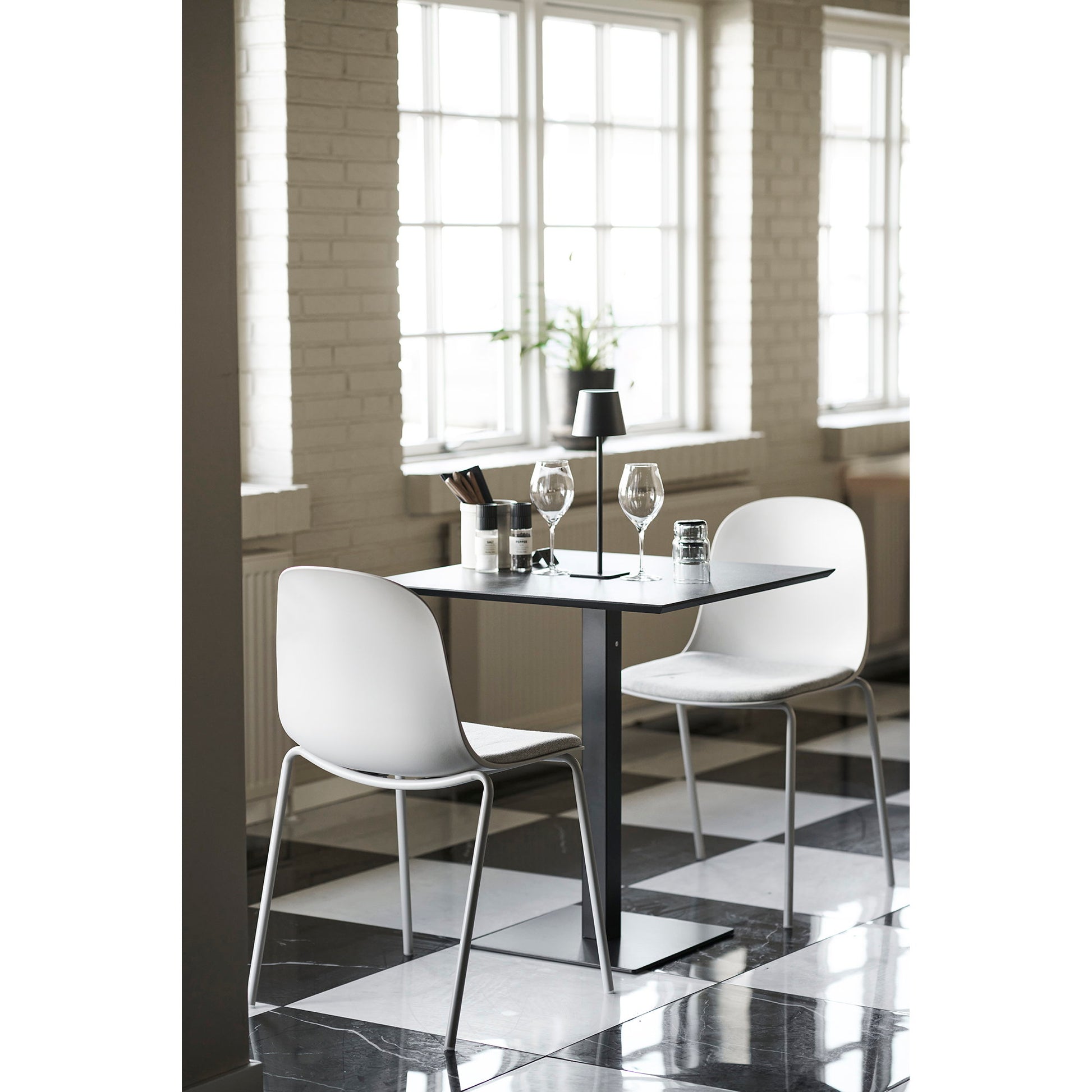 Silla de comedor Madalena - Gris claro