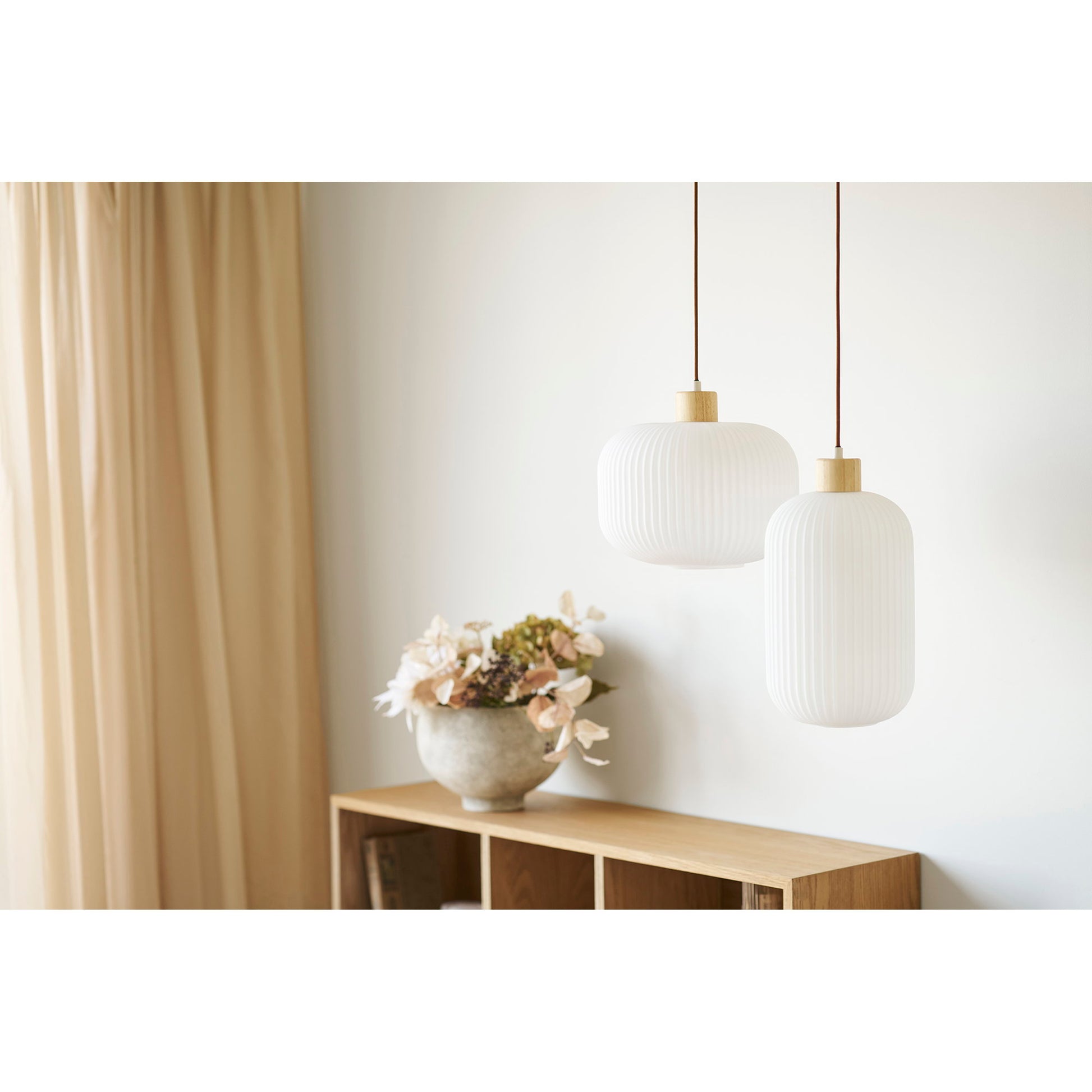 Argalo Pendant - White