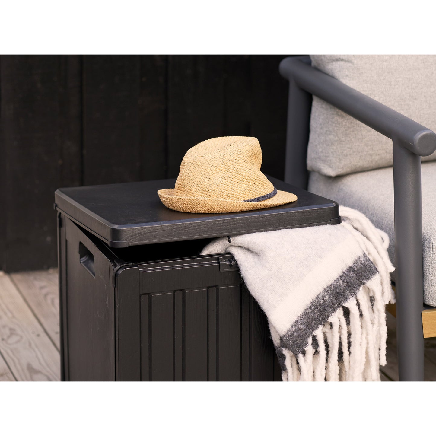 Caja de cojín Sobra - Negro