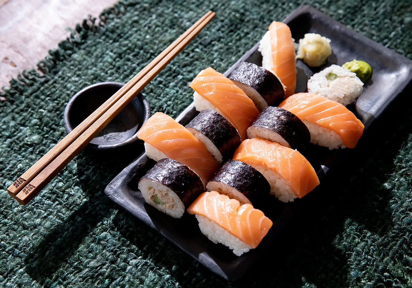 El Plato De Sushi Quemado - Negro - L - Rikih